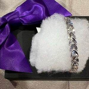 Silver leaf bracelet